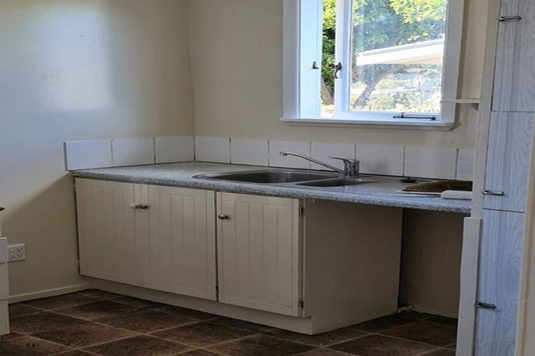 Photo of property in 44 Bright Crescent, Maraenui, Napier, 4110