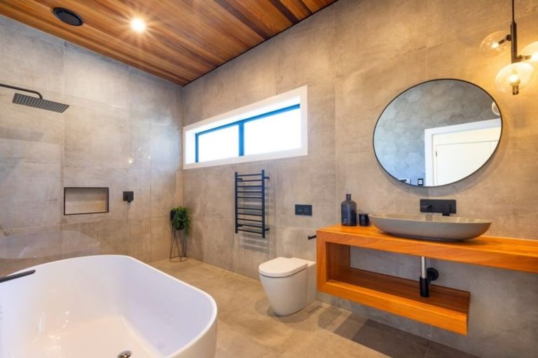 Photo of property in 120 Robert Hastie Drive, Mangawhai, 0573