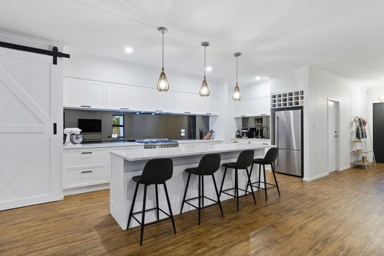 Photo of property in 151 Margaret Drive, Omokoroa, 3114