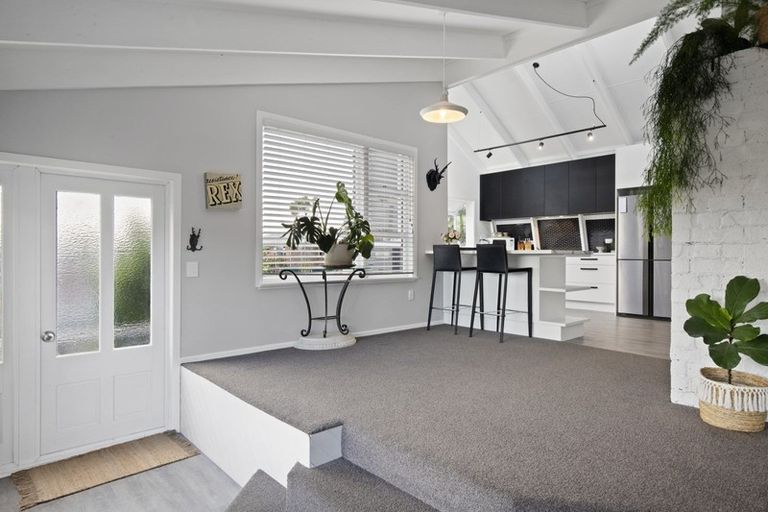 Photo of property in 7 Anzac Road, Pukekohe, 2120