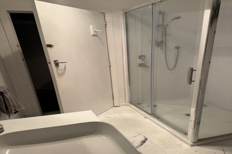 Photo of property in 16 Saint Winifreds Avenue, Hamilton East, Hamilton, 3216