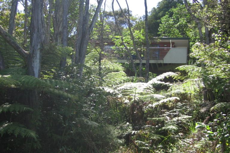 Photo of property in 106 Pemberton Avenue, Bayview, Auckland, 0629