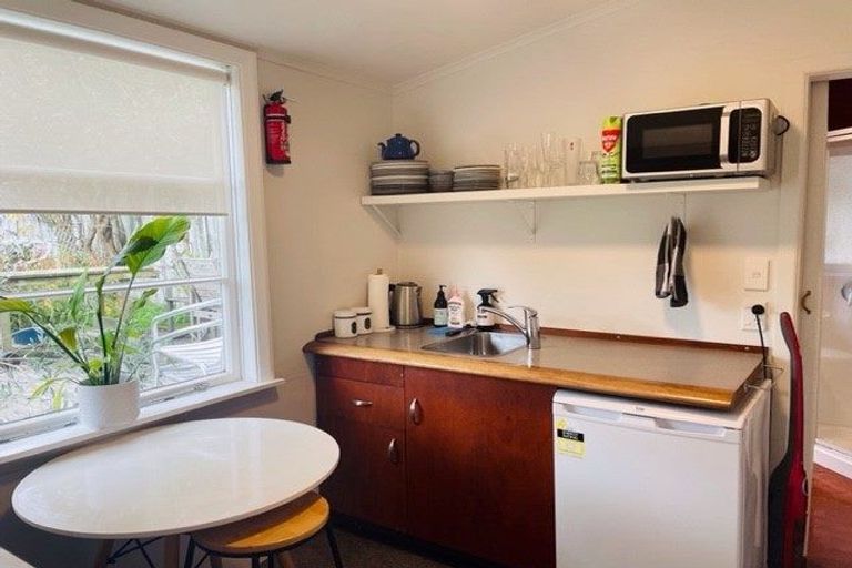 Photo of property in 43c Austin Street, Mount Victoria, Wellington, 6011