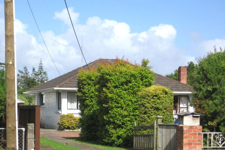 Photo of property in 10 Norval Road, Henderson, Auckland, 0610