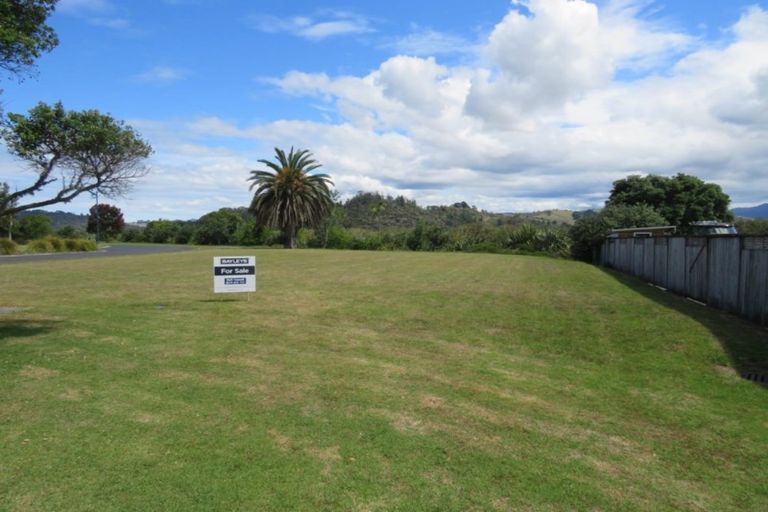 Photo of property in 1 Hei Esplanade, Whitianga, 3510