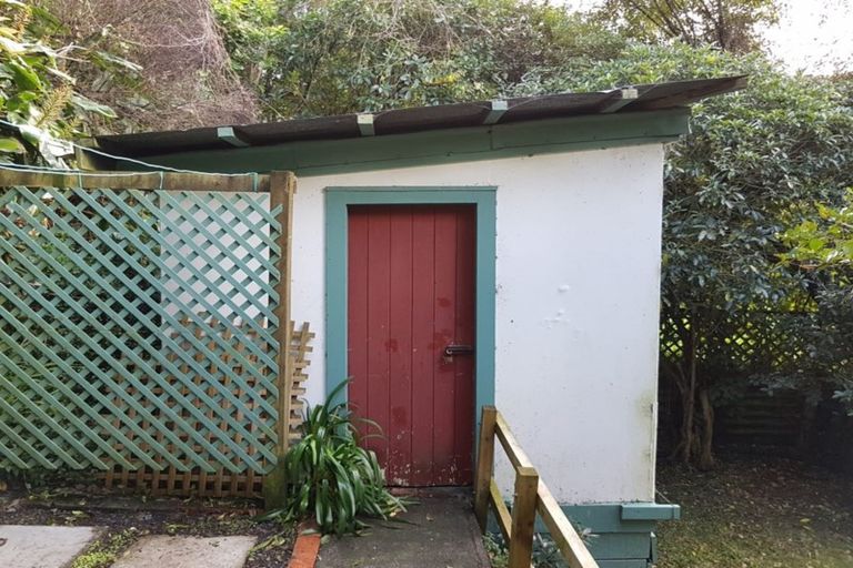 Photo of property in 44 Gordon Road, Plimmerton, Porirua, 5026