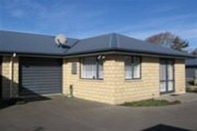 Photo of property in 2c Ferndown Lane, Bromley, Christchurch, 8062