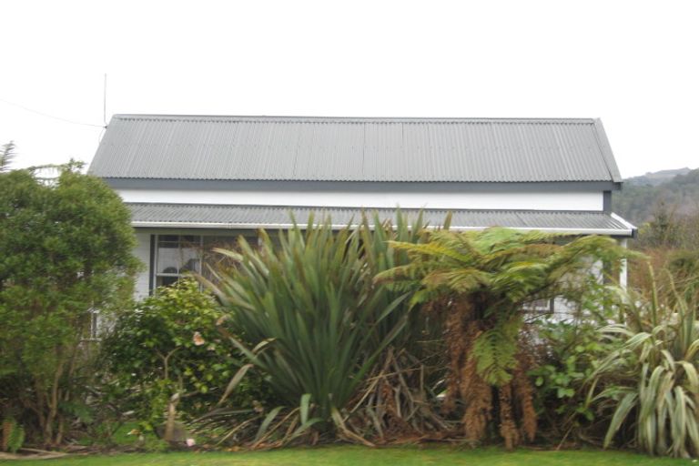 Photo of property in 36 Macdougall Avenue, Dunollie, Runanga, 7803