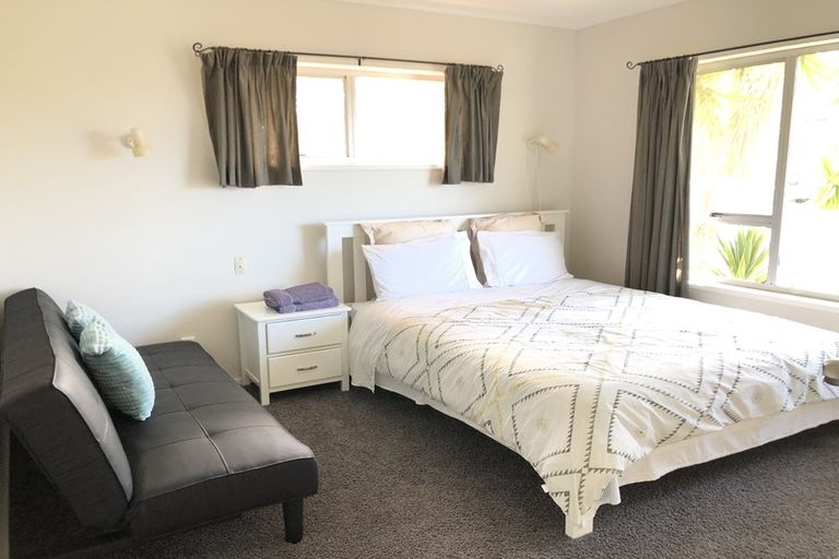 Photo of property in 26 Gretel Place, Hillcrest, Auckland, 0627