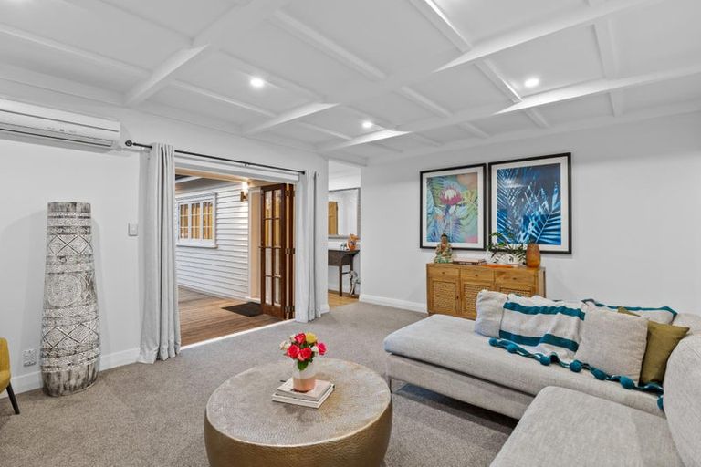 Photo of property in 5 Alice Street, Riverhead, 0820