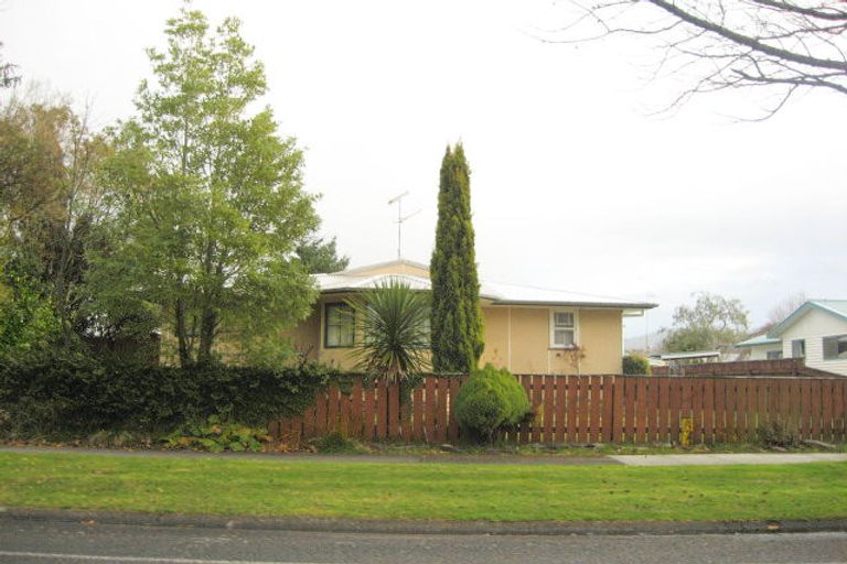 Photo of property in 170 Te Rangitautahanga Road, Turangi, 3334
