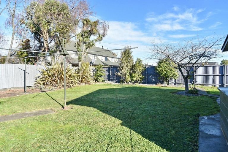 Photo of property in 5 Eders Road, Woodend, 7610