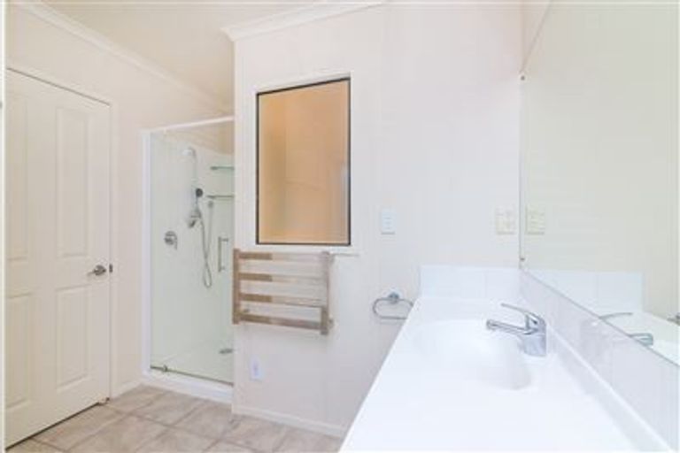 Photo of property in 21 Skelligs Drive, Flat Bush, Auckland, 2019