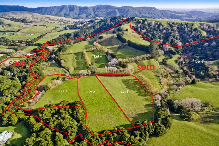 Photo of property in 1149b Whangaripo Valley Road, Whangaripo, Wellsford, 0972