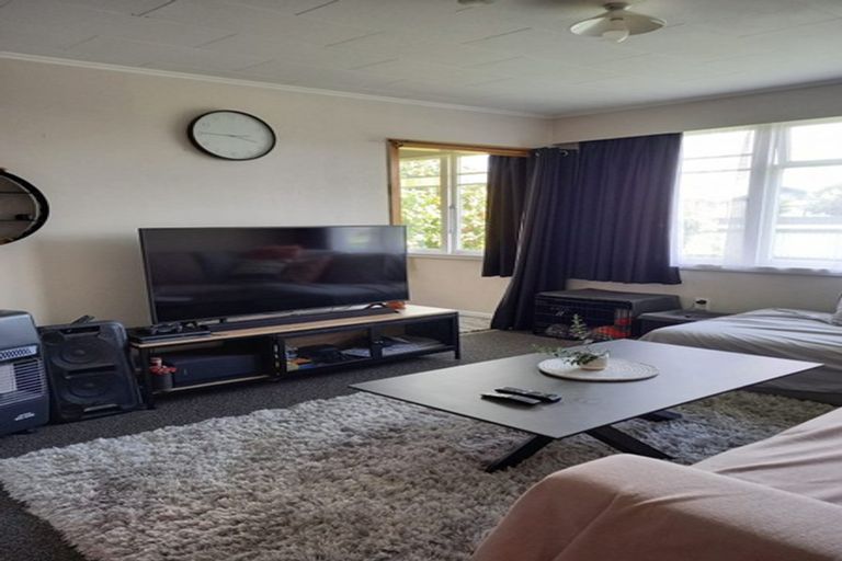 Photo of property in 802 Alexandra Street, Parkvale, Hastings, 4122