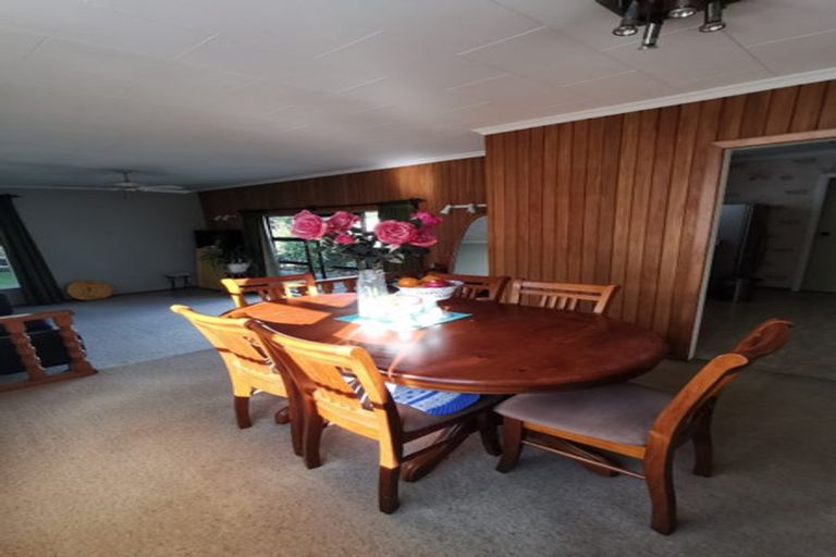 Photo of property in 219 Cambridge Terrace, Naenae, Lower Hutt, 5011