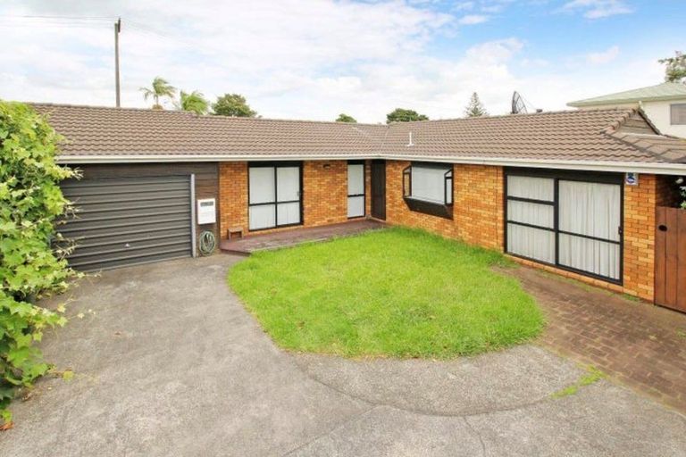 Photo of property in 2/5 Huia Road, Papatoetoe, Auckland, 2025