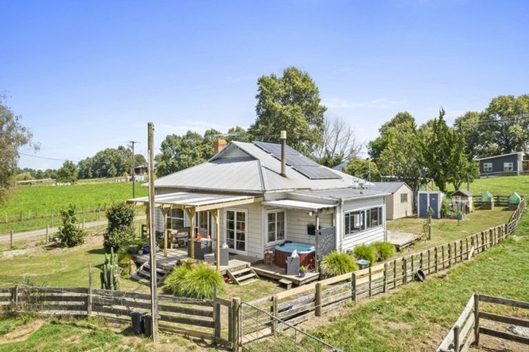 Photo of property in 2135 Maungatautari Road, Maungatautari, Cambridge, 3494
