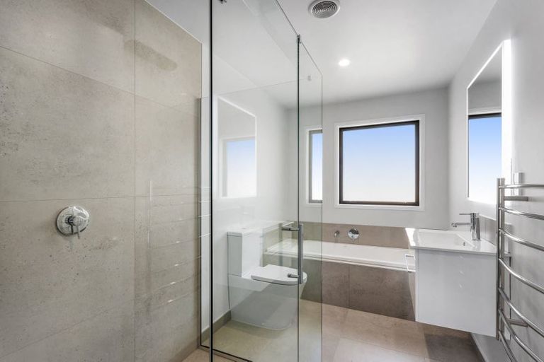 Photo of property in 5 Finstock Way, Rolleston, 7614