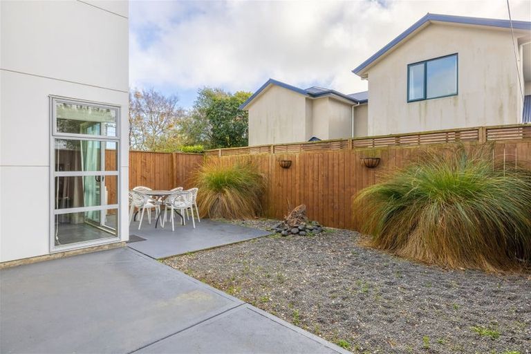 Photo of property in 2/88 Mathesons Road, Phillipstown, Christchurch, 8011