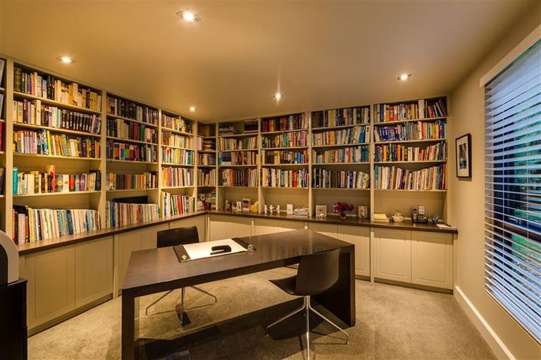 Photo of property in 1 Wairarapa Terrace, Merivale, Christchurch, 8014