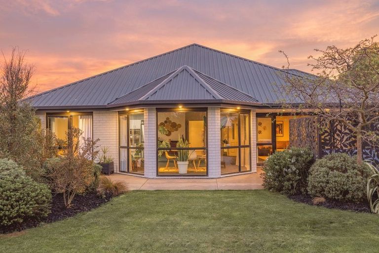 Photo of property in 10 Glastonbury Drive, Burwood, Christchurch, 8083