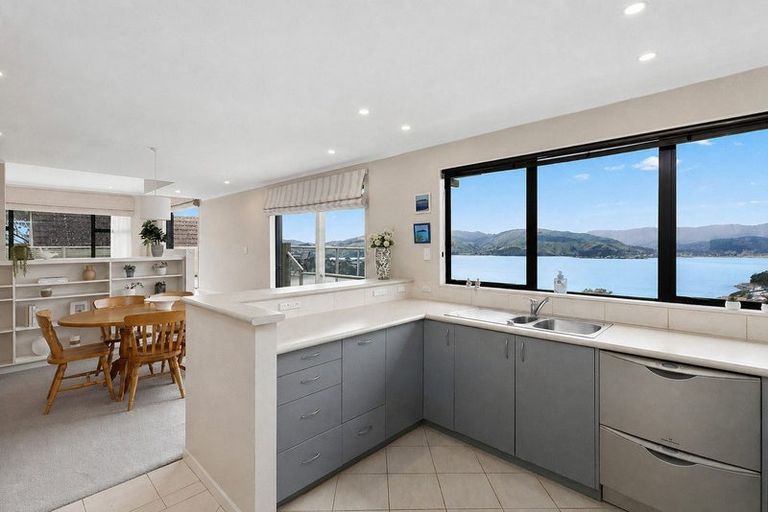 Photo of property in 164 Kahu Road, Paremata, Porirua, 5024