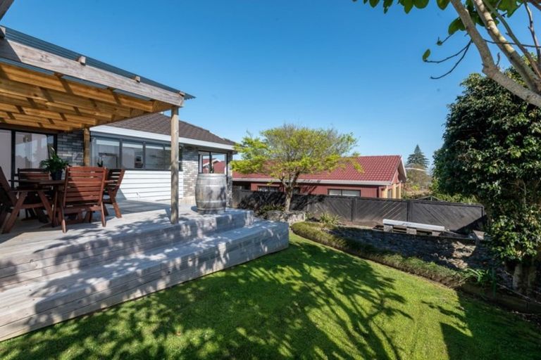 Photo of property in 11 Orangewood Drive, Northpark, Auckland, 2013