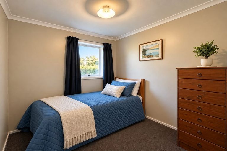 Photo of property in 17 Mortlake Street, Islington, Christchurch, 8042