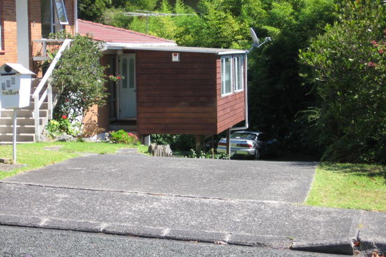 Photo of property in 1/38 Acacia Road, Torbay, Auckland, 0632