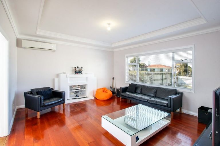 Photo of property in 11 Morse Street, Marewa, Napier, 4110
