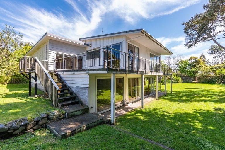 Photo of property in 56a Waimea Road, Waikanae Beach, Waikanae, 5036