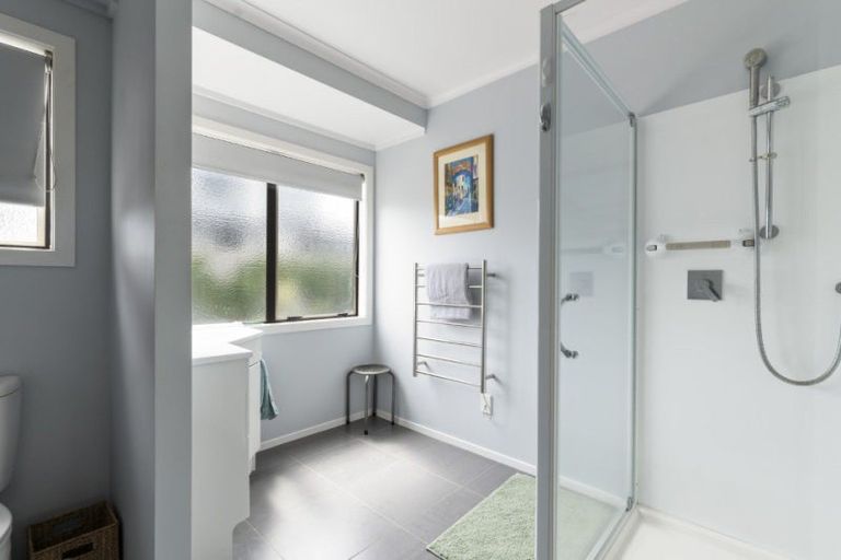 Photo of property in 2 Finlowe Way, Otumoetai, Tauranga, 3110