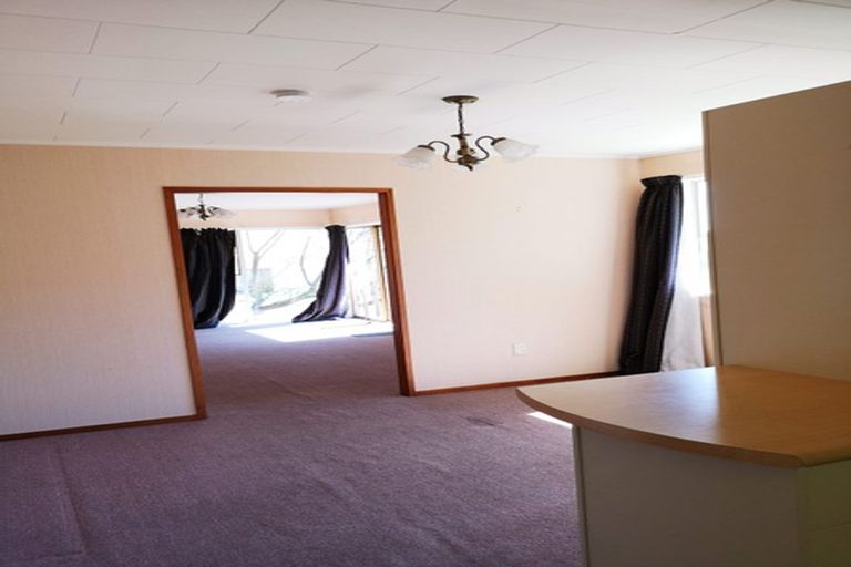 Photo of property in 1/65 Lavery Place, Sunnynook, Auckland, 0632