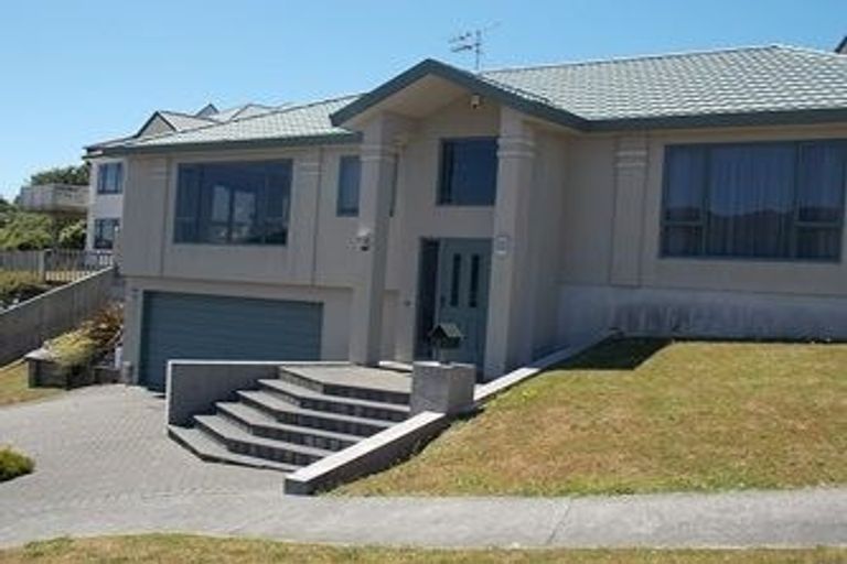 Photo of property in 3 Landsdowne Terrace, Karori, Wellington, 6012