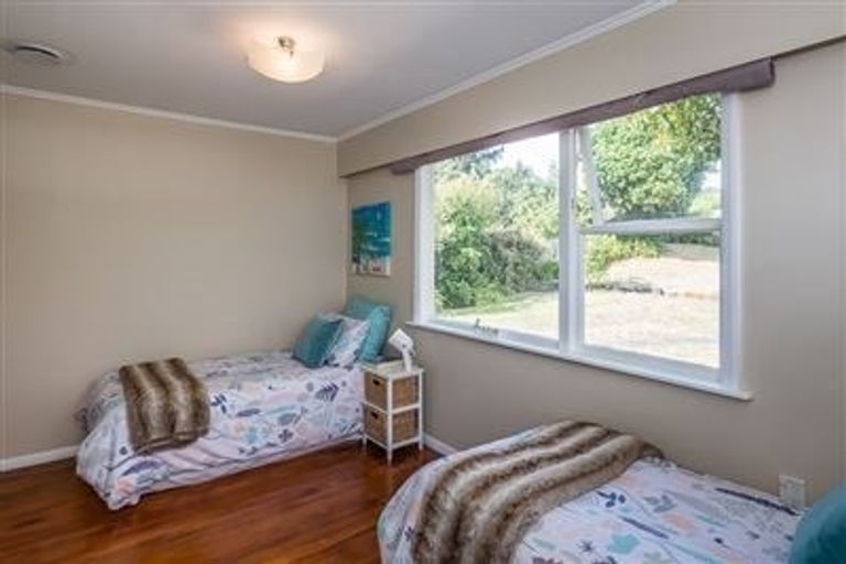 Photo of property in 12 Hillcrest Road, Raumati South, Paraparaumu, 5032