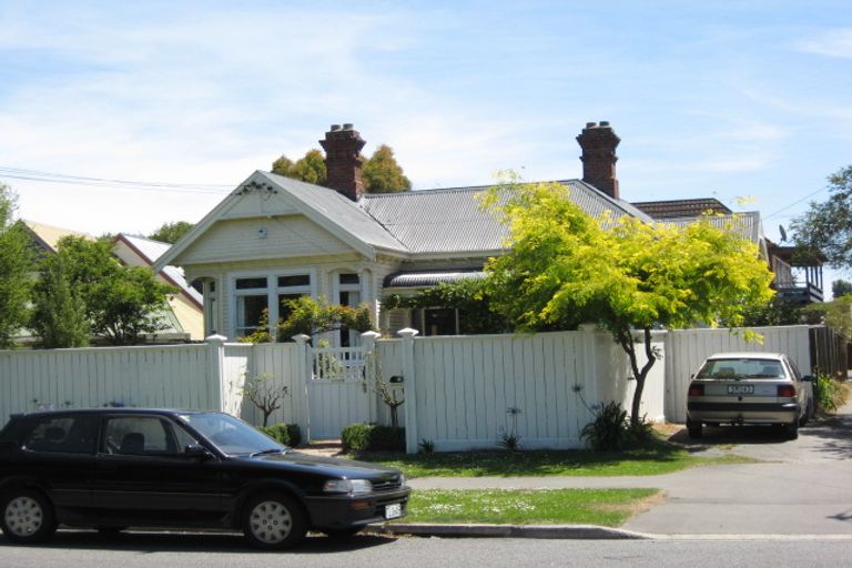 Photo of property in 1/129 Champion Street, Edgeware, Christchurch, 8013