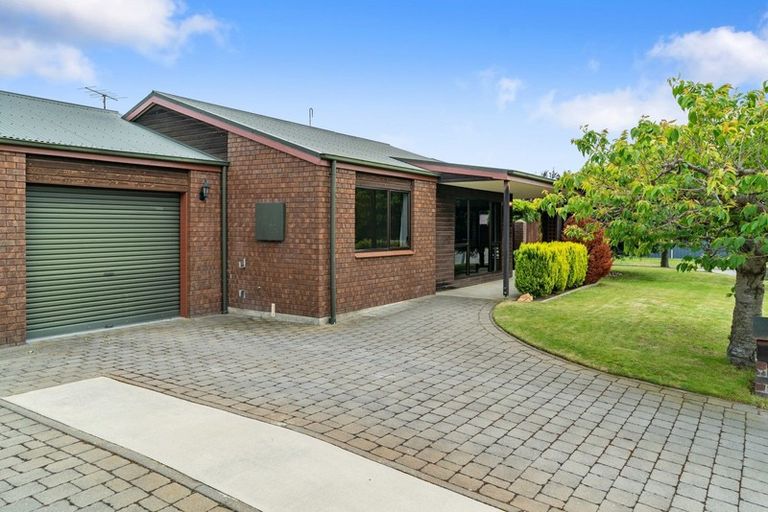 Photo of property in 33 Antrim Street, Cromwell, 9310