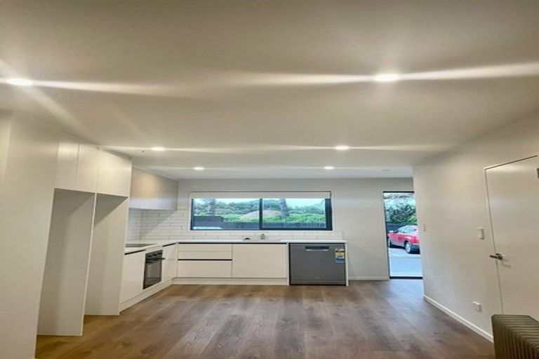 Photo of property in 16 Whai Hua Lane, Mangere Bridge, Auckland, 2022