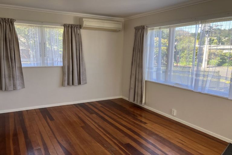 Photo of property in 42 Montgomery Street, Stokes Valley, Lower Hutt, 5019