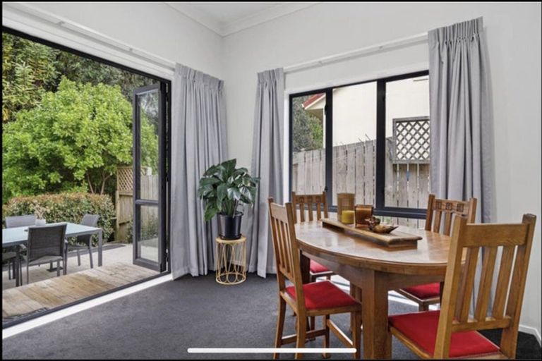 Photo of property in 14 Guildford Place, Bethlehem, Tauranga, 3110