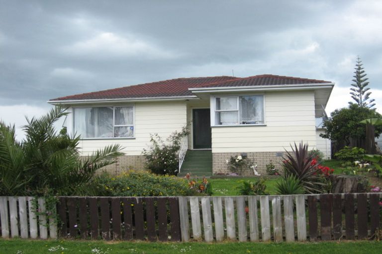 Photo of property in 10 Wenlock Place, Manurewa, Auckland, 2102