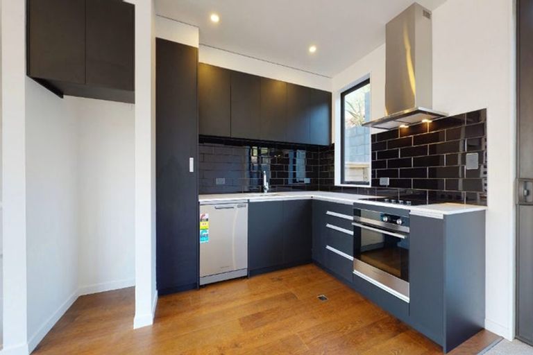 Photo of property in 1/80 Seatoun Heights Road, Seatoun, Wellington, 6022