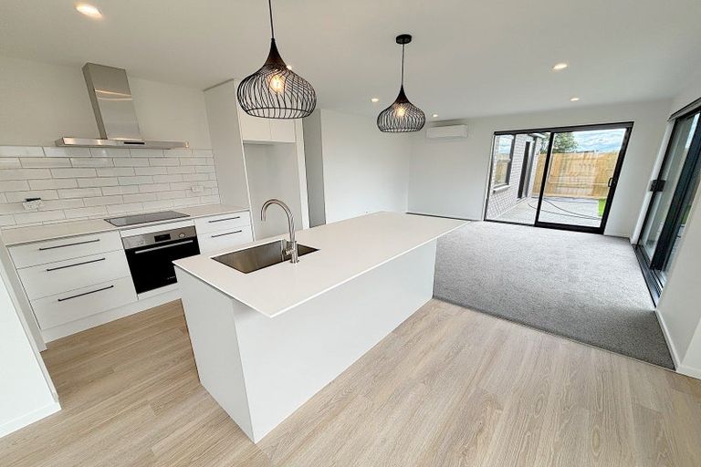 Photo of property in 17 John Gibb Street, Belfast, Christchurch, 8051