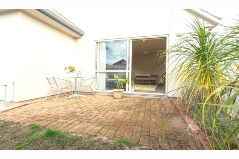 Photo of property in 1/670 Whangaparaoa Road, Stanmore Bay, Whangaparaoa, 0932