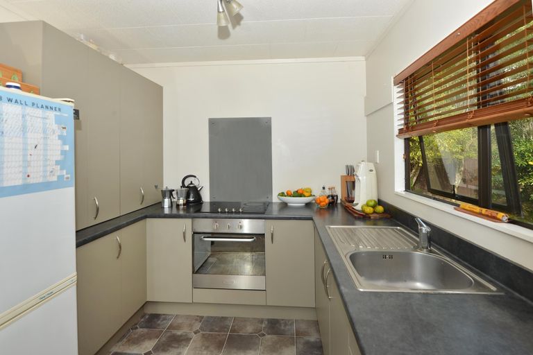 Photo of property in 18 Tikorangi Place, Morningside, Whangarei, 0110