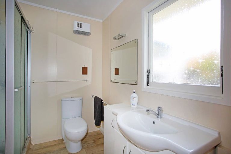 Photo of property in 235 Queen Street, Pukekohe, 2120