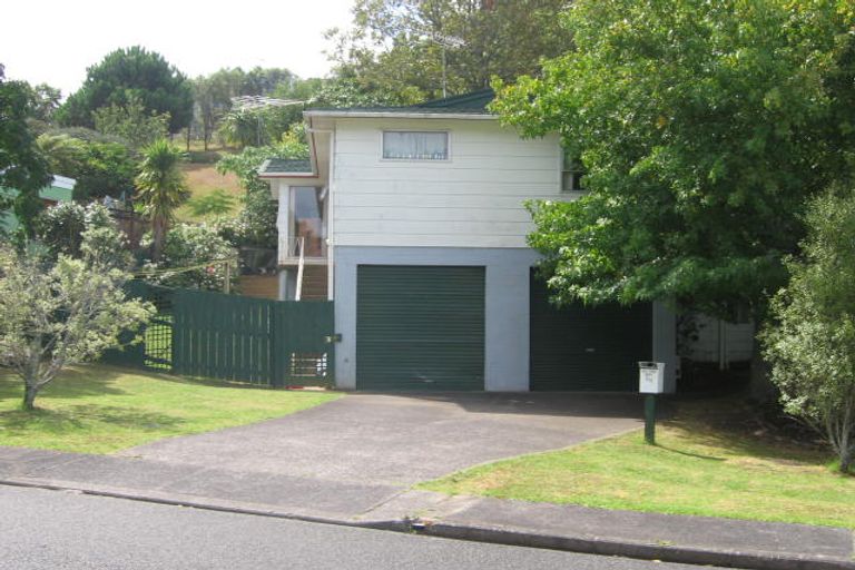 Photo of property in 69 Ayton Drive, Totara Vale, Auckland, 0629