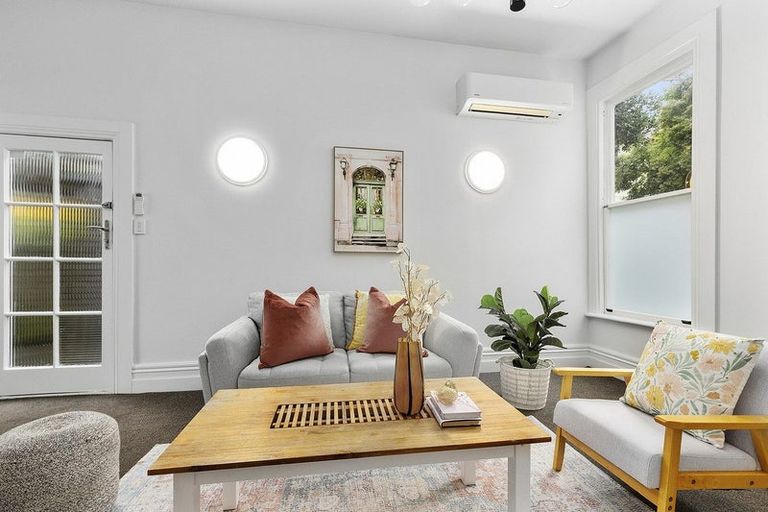 Photo of property in 79 Aro Street, Aro Valley, Wellington, 6021