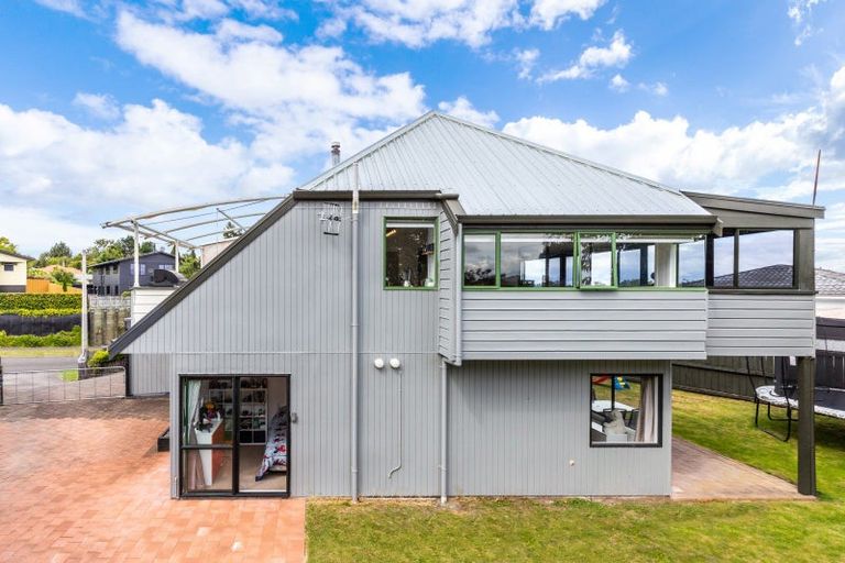 Photo of property in 3 Boundary Road, Waipahihi, Taupo, 3330